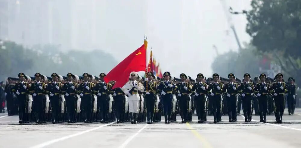 铭记历史守初心 砥砺奋进促发展 | 绿天使党支部组织园区党员观看九三阅兵