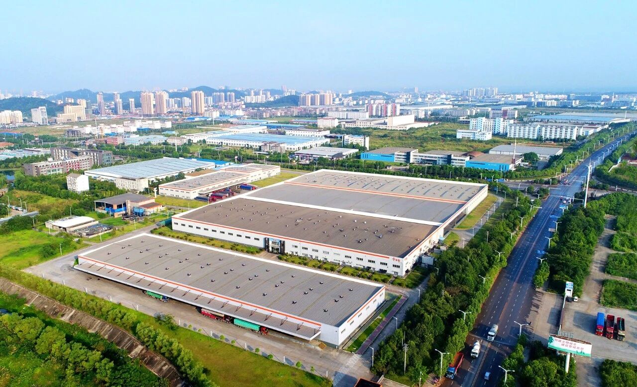 湖北省咸宁市供销合作社联合社党组书记刘海元一行来访绿天使参观交流 2509115.jpg