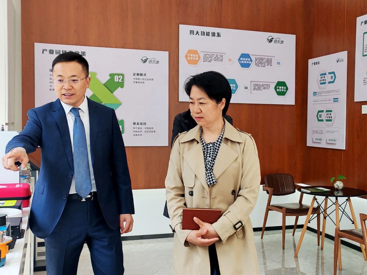 1775024018825564.jpg 2604012.jpg